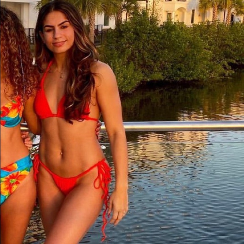Stone fox swim bikini in lava🔥